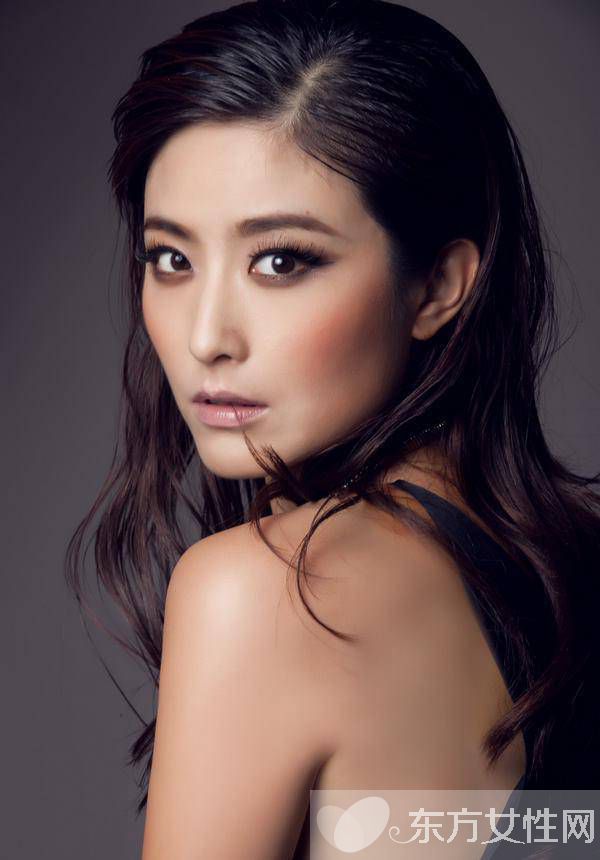 演員徐百卉的老公是誰(shuí) 徐百卉比基尼秀性感小蠻腰