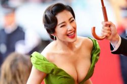 張雨綺照艷全集圖片 張雨綺遭黑人性騷擾被襲胸