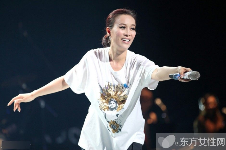 那英的兩任老公是誰 被爆性冷淡兒子是前夫私生子