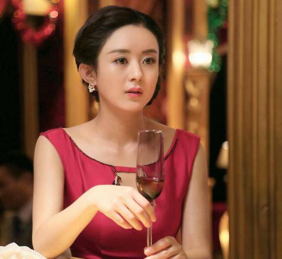 趙麗穎陷害袁姍姍出丑 遭網(wǎng)友怒罵滾出娛樂圈