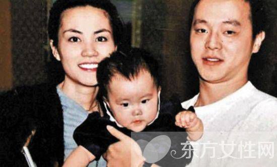 王菲被爆已懷孕兩個多月 揭與兩任老公離婚真正原因