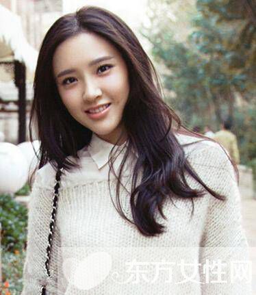 唐藝昕家庭背景曝光疑官二代 唐藝昕張若昀戀情坐實(shí)甜蜜同居