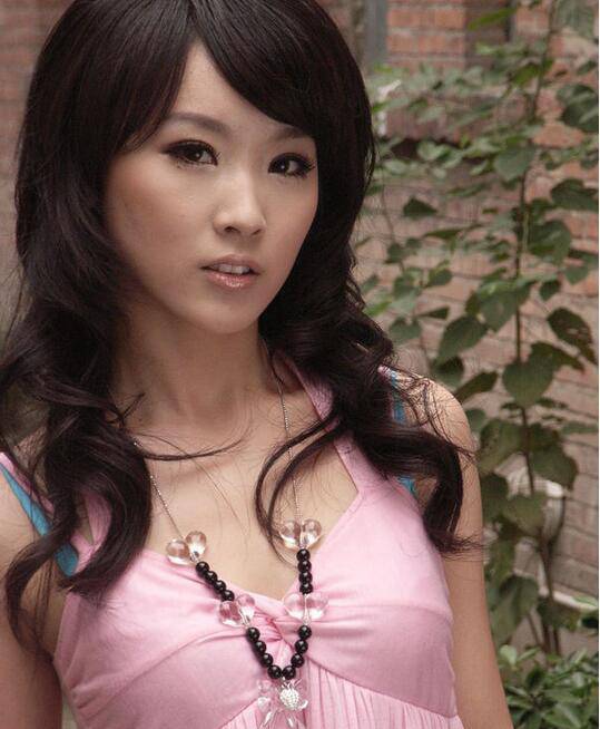 謝楠與吳京離婚慘遭家暴內幕曝光 謝楠個人資料