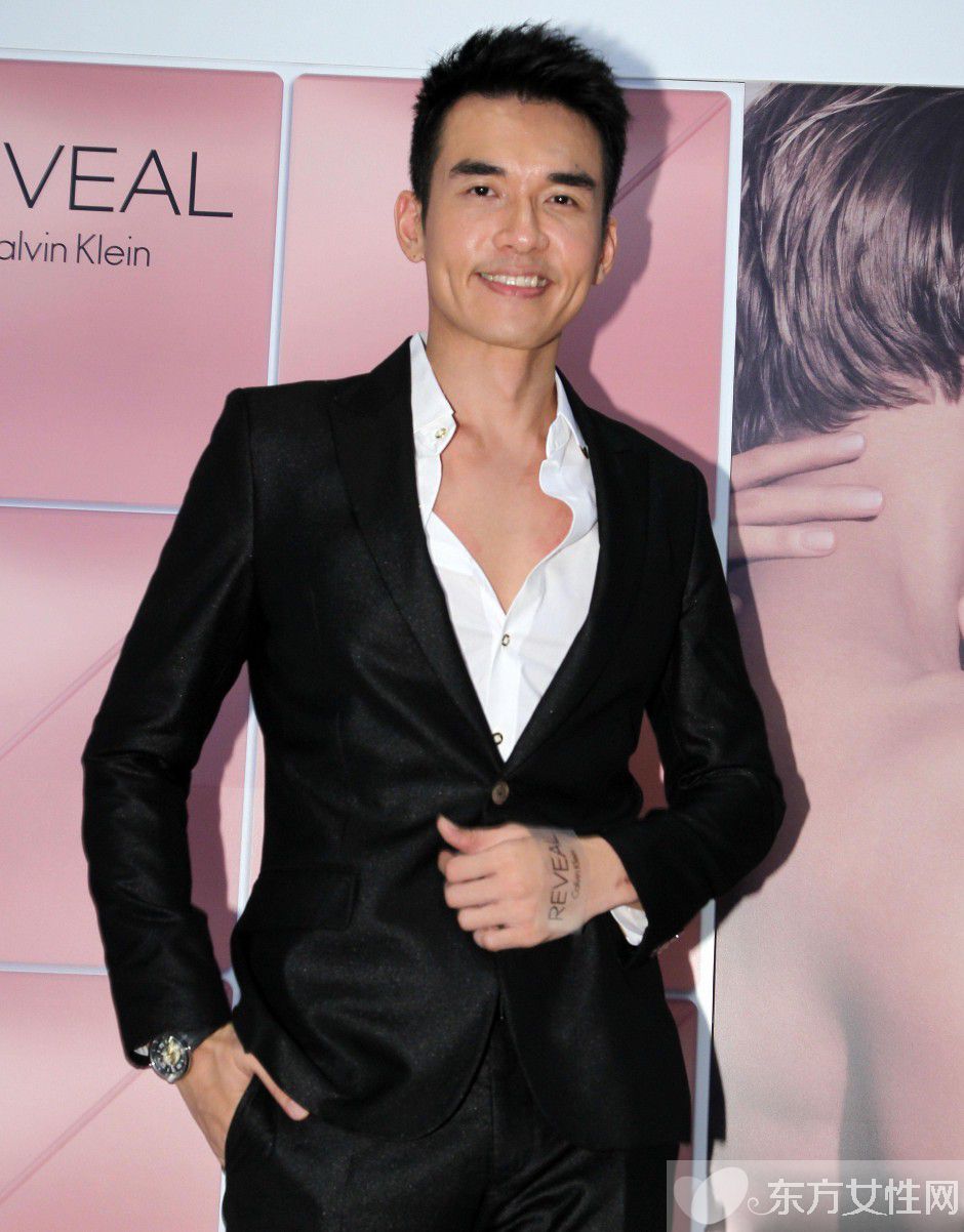 楊一展與老婆賴雅妍分手原因 招認(rèn)現(xiàn)任女友是吳天心