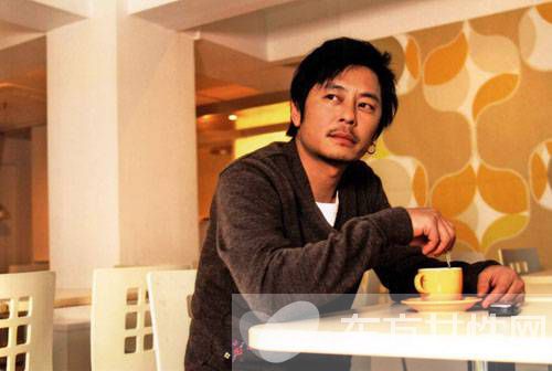 王杰女兒照片曝光 自曝19歲閃婚生女如今已當(dāng)外公