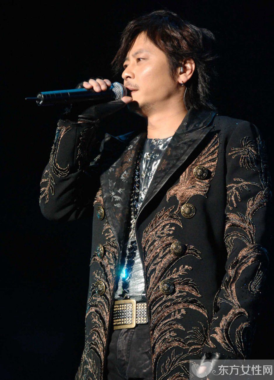 王杰女兒照片曝光 自曝19歲閃婚生女如今已當(dāng)外公