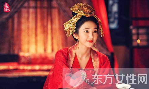 唐藝昕家庭背景曝光疑官二代 唐藝昕張若昀戀情坐實(shí)甜蜜同居