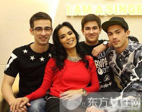 韋唯現(xiàn)任老公是誰(shuí) 揭韋唯與前夫離婚的真正原因