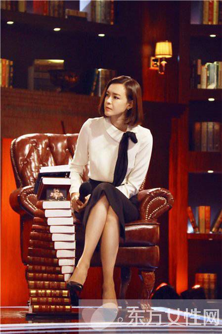 主持人李艾身高體重多少 李艾老公遭網(wǎng)友調(diào)侃經(jīng)紀(jì)人近水樓臺(tái)