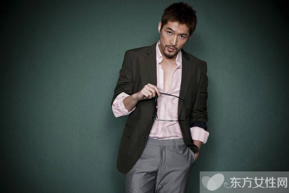 胡歌頻繁 示愛 閆妮 胡歌 很感謝當年閆妮吻了我