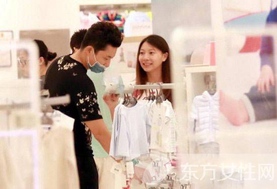 涂松巖隱婚一年曬兒子照片 神秘老婆個(gè)人資料遭扒