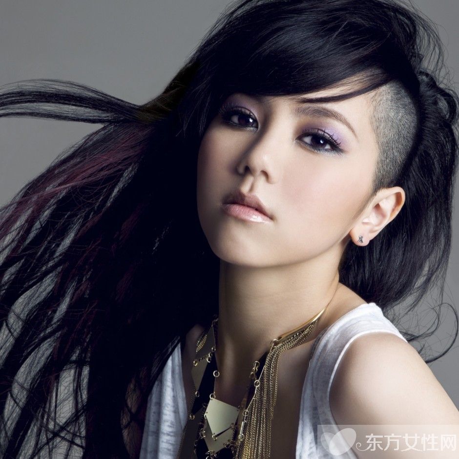 香港 小巨肺 鄧紫棋個(gè)人資料 揭16歲失身真相