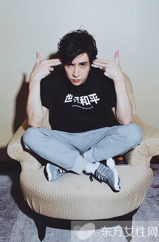 薛之謙疑有新女友 上天天向上自曝離婚原因