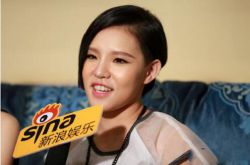 謝依霖身高體重多少 揭為什么被叫Hold住姐