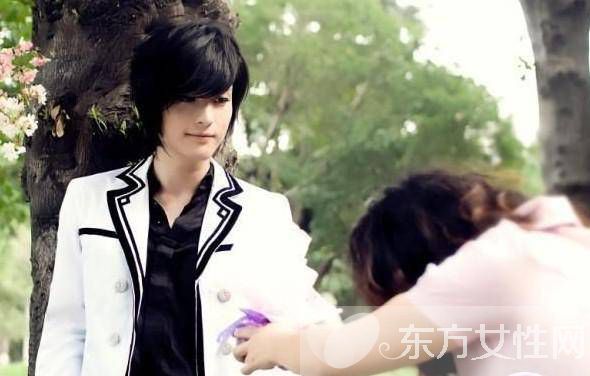 coser小小白顏素顏照曝光 帥到窒息的節(jié)奏有木有