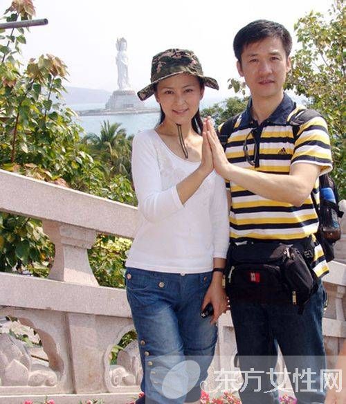 黃志忠現(xiàn)任老婆柯藍(lán)資料 黃志忠前妻何音稱(chēng)還是好朋友