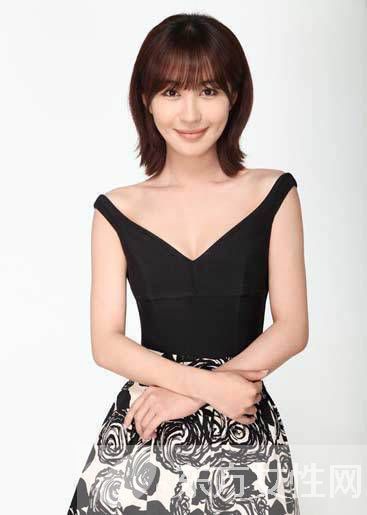 曝黃曉明前女友主動(dòng)退出 小三AB成功上位成正牌女友