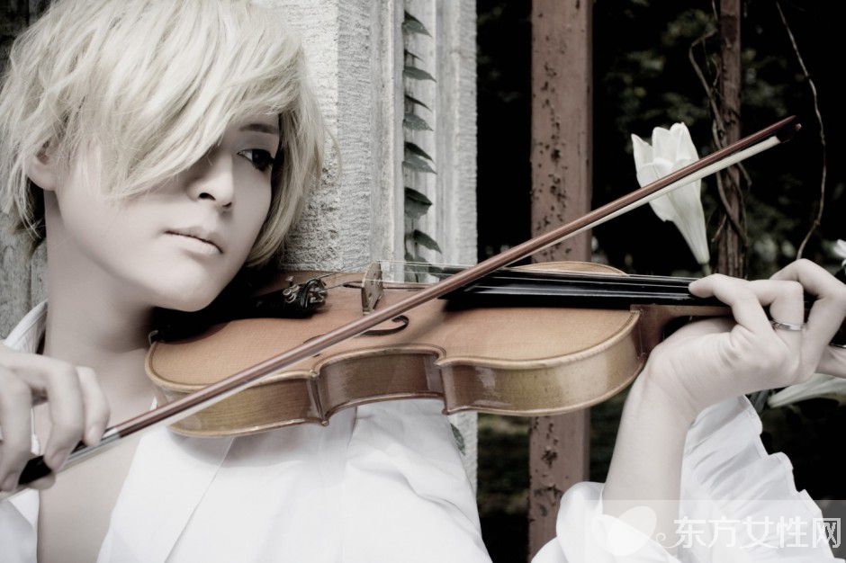 coser小小白顏素顏照曝光 帥到窒息的節(jié)奏有木有