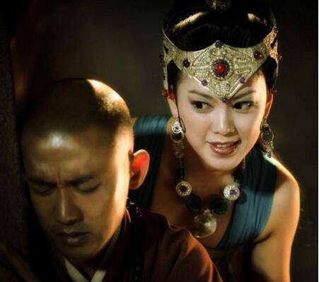 秦羽墨扮演者趙文琪個(gè)人資料 揭戲里戲外假結(jié)婚真相