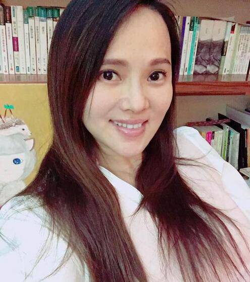 伊能靜身高三圍多少 揭漂亮孕媽早年露點(diǎn)照曝光