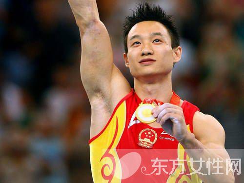 楊威老婆楊云個人資料 曝楊氏夫婦家教方式遭質疑