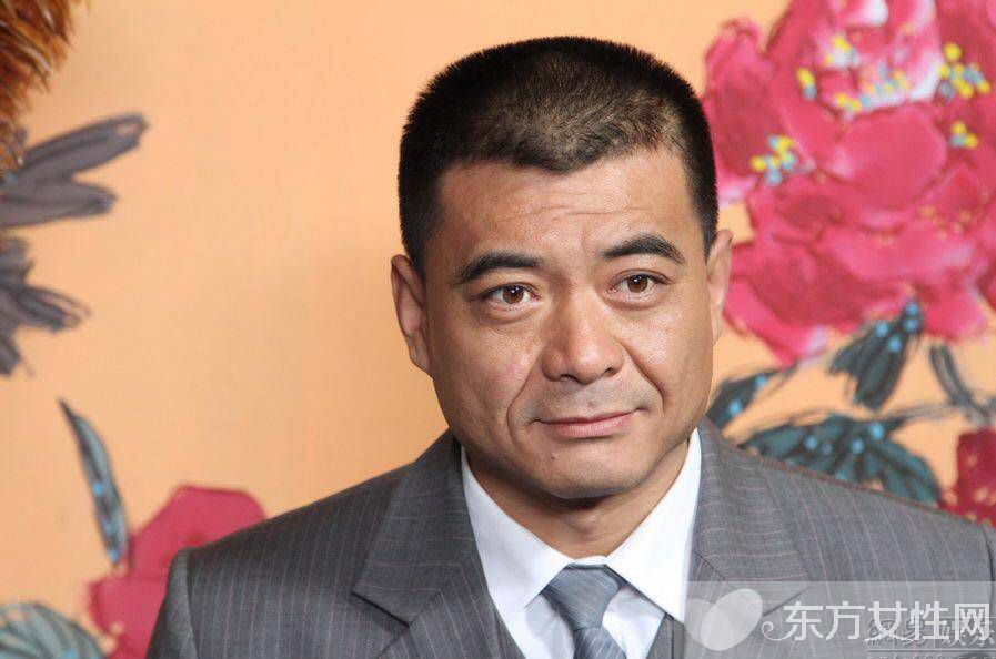 王新軍妻子唐靜個人資料 揭兩人離婚背后的故事