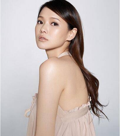 伊能靜身高三圍多少 揭漂亮孕媽早年露點(diǎn)照曝光