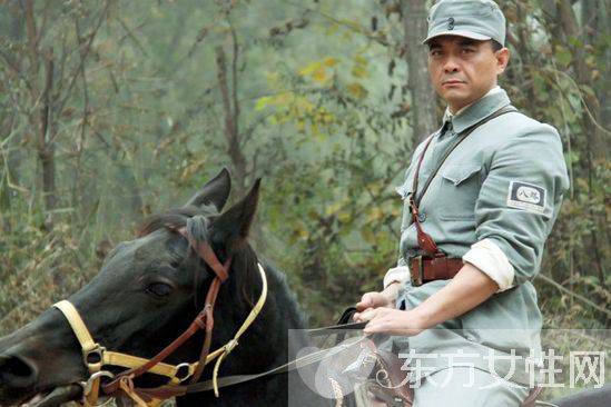 王新軍妻子唐靜個人資料 揭兩人離婚背后的故事