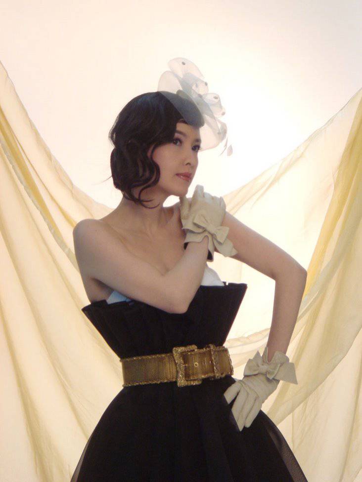  不老女神 周慧敏個人資料 周慧敏老公倪震夜店偷吃遭分房睡