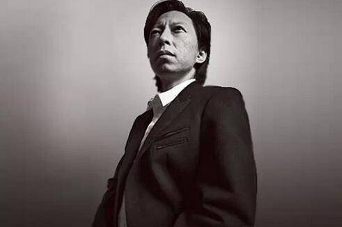 網曝搜狐CEO張朝陽吸毒被抓 回應 吸個毛線