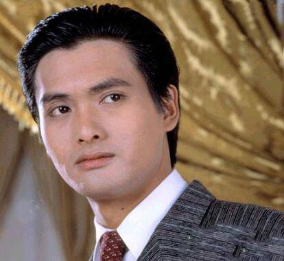 周潤(rùn)發(fā)的老婆是誰(shuí) 揭秘周潤(rùn)發(fā)跌宕起伏的情史