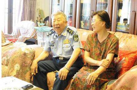 閻肅夫人李文輝個(gè)人資料曝光 揭閻肅去世細(xì)節(jié)