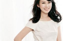 殷悅老公吳育奇資料曝光 新書(shū)宣傳丈夫女兒齊亮相