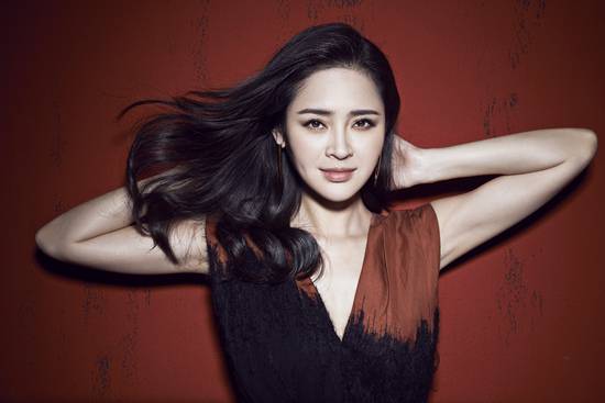 于明加大胸是隆的嗎 揭于明加個(gè)人資料及胸圍大小