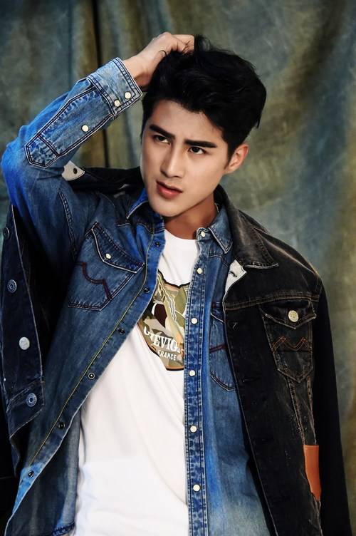 姜潮個(gè)人資料九連拍哭照 自曝同性性取向是真的嗎