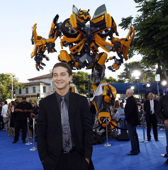 希安·拉博夫宣退出娛樂圈 百老匯吸毒妨礙現(xiàn)場紀(jì)律