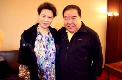 鄭則仕老婆是誰(shuí)  被曝?cái)y妻上菜館進(jìn)餐不超過(guò)200元