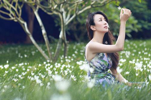 楊童舒臀部遭男粉絲強(qiáng)摸照片 楊童舒?zhèn)€人資料曝光