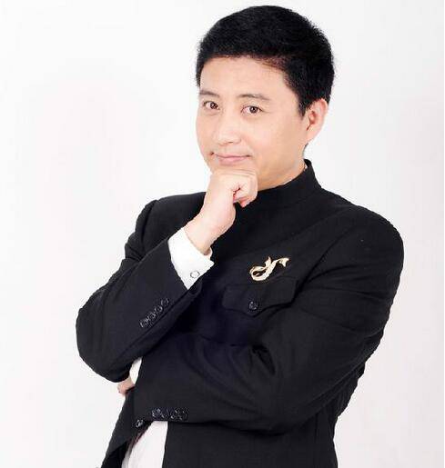 相聲演員周煒老婆高明婷個人資料及結婚照曝光