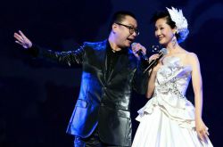 尹相杰結(jié)婚了嗎 稱(chēng) 一首《纖夫的愛(ài)》毀了我的青春