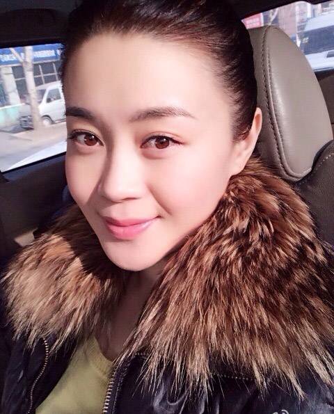 楊曉燕的扮演者是誰  80后美女 關(guān)婷娜自曝愛上趙本山