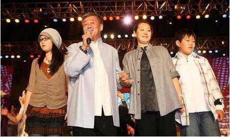 趙本山被抓是真的嗎 揭秘十三億資產(chǎn)怎么來的