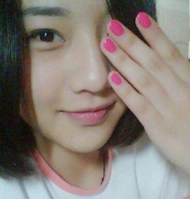 楊華夢經(jīng)歷與章澤天驚人相似 號稱二代奶茶妹妹