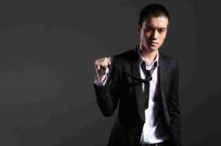 快男張?zhí)煲绑w育場捅傷他人 網(wǎng)友紛紛為其擔憂星途