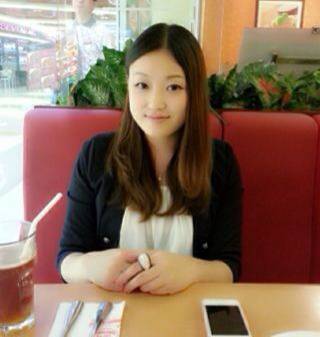 劉強(qiáng)東前女友莊佳背景簡介 莊佳微博發(fā)西紅柿照片公布戀情