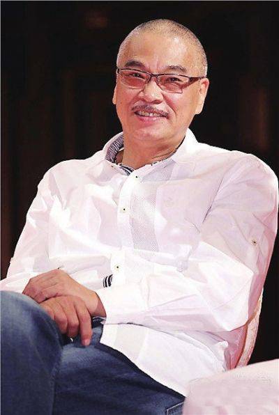 吳孟達老婆侯燕珊為達叔老來添子 述吳孟達的三段荒唐情債