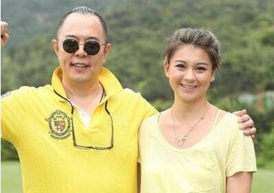 張鐵林個人資料 現(xiàn)任老婆是誰女兒張月亮生活照曝光