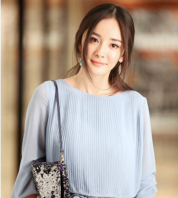 楊冪和誰(shuí)上過(guò)床 楊冪被灌醉遭性侵全套圖遭扒