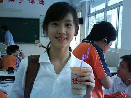 章澤天身高多少 未走紅前曾被網(wǎng)友隔空示愛(ài)