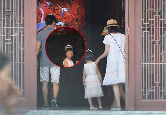 袁泉老公夏雨個人資料 袁泉夏雨女兒夏哈哈正面照曝光